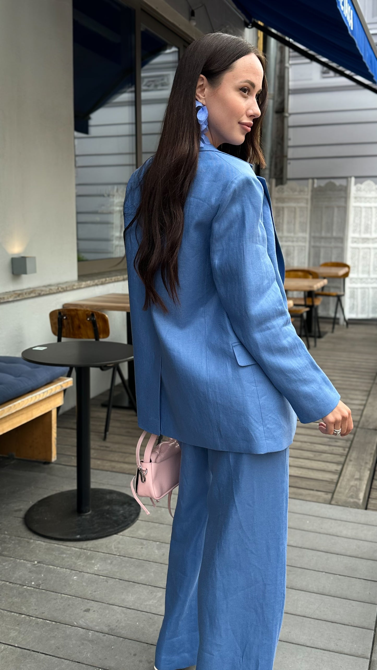 Блакитний лляний костюм із тканини Loro Piana