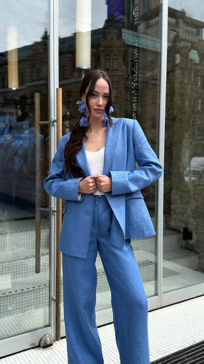 Блакитний приталений лляний костюм із тканини Loro Piana