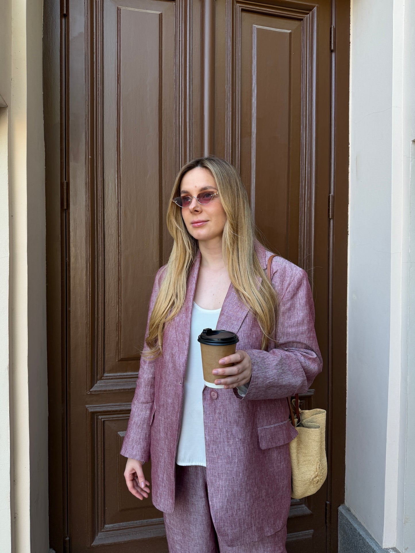 Бордовий лляний костюм із тканини Loro Piana