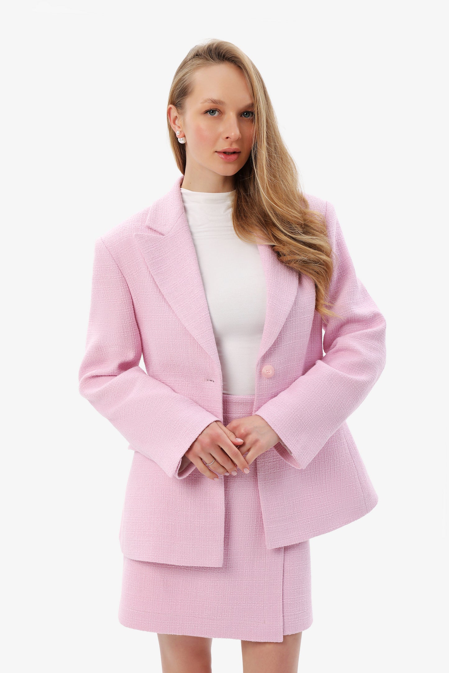Приталений піджак з бавовни у пудровому кольорі